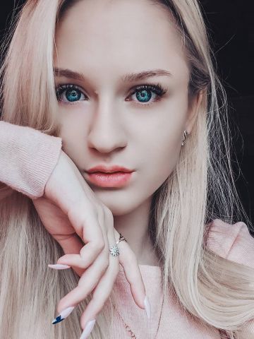 Камила Апартаменты Блондинка Сураж